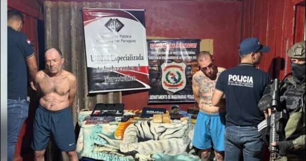 Diario HOY | Amambay: 13 vehículos incautados y dos brasileños detenidos en desarmadero clandestino