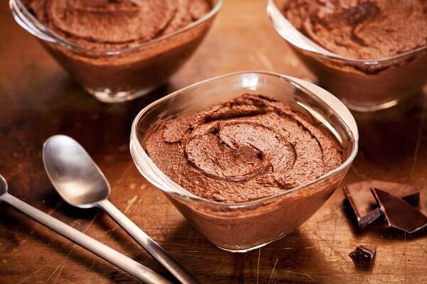 Solo dos ingredientes: cómo hacer una mousse de chocolate usando solo agua y cacao - Gastronomía - ABC Color