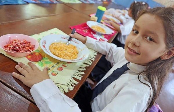 Hambre Cero asegura provisión de alimentos desde el primer día de clases en 2026 - ADN Digital