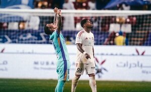 Golazo de Kaku Romero Gamarra para la victoria de Al-Ain