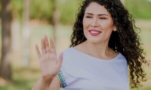 Elvira Martínez se postula a la Junta Municipal de Coronel Oviedo con apoyo del partido Yo Creo - OviedoPress