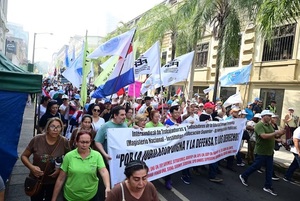 Senado convoca a reunión con afectados por Caja Fiscal antes de sesión extraordinaria