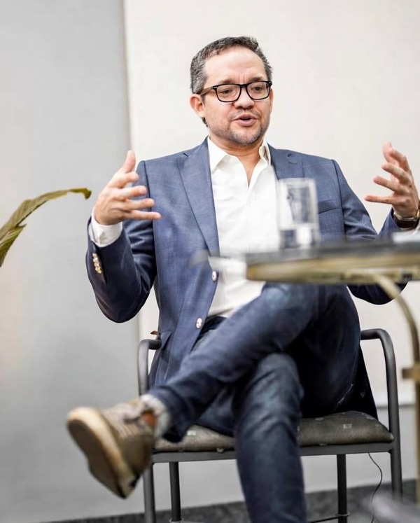 Paraguay como polo internacional de formación médica: oportunidad y responsabilidad - El Trueno