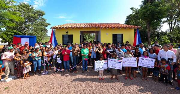La Nación / Gobierno entrega e inaugura 265 viviendas para familias de Canindeyú