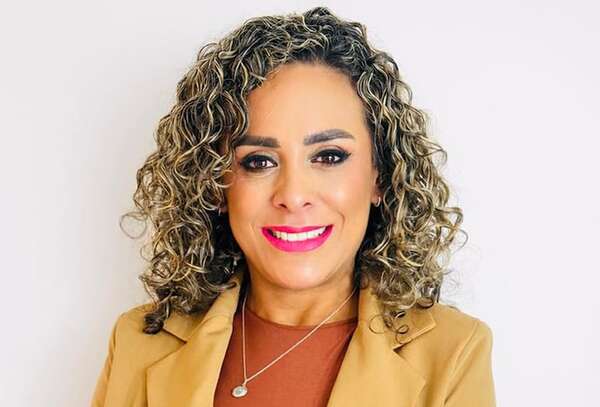 Apartan de la causa a fiscala que pidió desestimar “lesión de confianza” contra exintendenta e intendente de Paraguarí - Nacionales - ABC Color