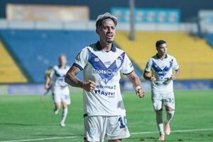 La V Azulada sale victoriosa de Capiatá