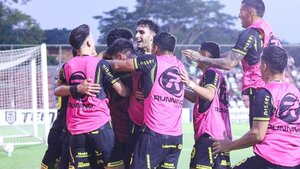 Los errores fatales le costaron el partido a Sanlo; aprovechó Recoleta