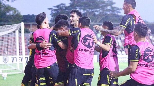 Los errores fatales le costaron el partido a Sanlo; aprovechó Recoleta