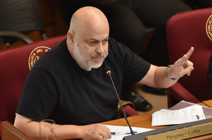 Payo Cubas niega competencia con Prieto y busca unidad