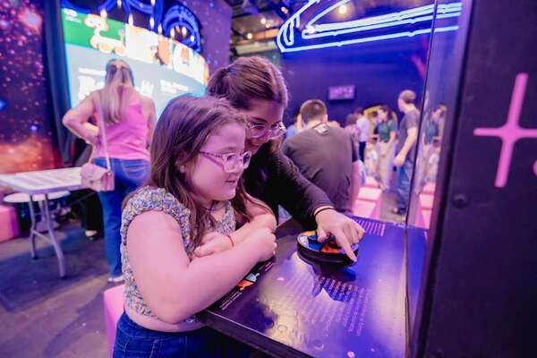 Museo ofrecerá pase gratuito a niñas y mujeres por el Día de las Mujeres Científicas - Cultura - ABC Color