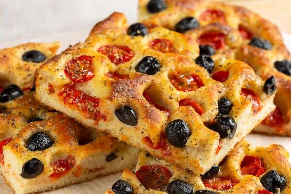 Focaccia de papa: la variante de la Puglia que es mucho más húmeda y suave que la original - Gastronomía - ABC Color