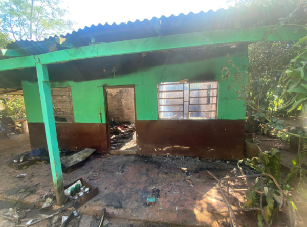 Incendios afectaron a varias familias en Encarnación, pero ya reciben asistencia