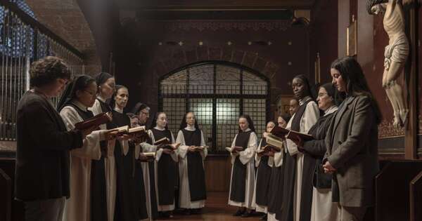 La Nación / La película española “Los domingos” relata “la complejidad” de la vocación religiosa