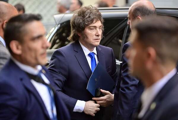 La argentina de Milei ante el dilema de comerciar con China o EE.UU. - Mundo - ABC Color