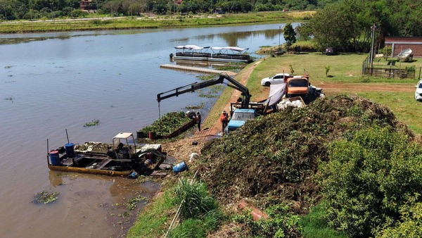 EBY avanza con la limpieza del subembalse del arroyo Poti’y