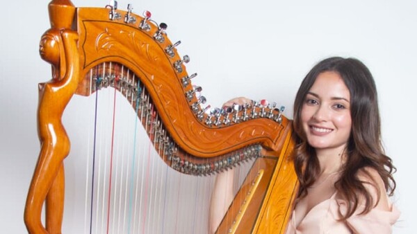 De Villa Florida a las tierras del Sol Naciente: "Quería la guitarra, pero encontré mi destino en el arpa"