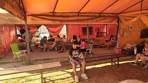 Pacientes piden mayor inversión estatal para el Hospital General de San Lorenzo - Nacionales - ABC Color