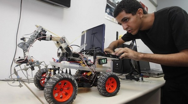 SNPP lanza curso de Robótica EV3 con App Inventor