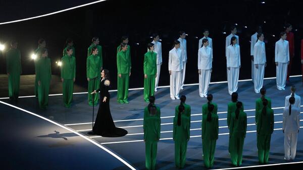 Las redes explotan con la versión de Laura Pausini del himno de Italia en los Juegos Olímpicos de Invierno