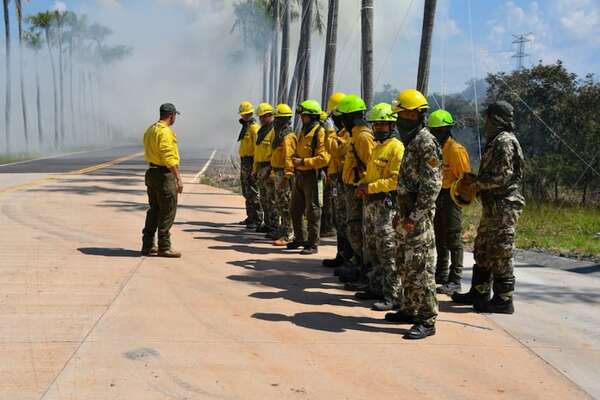 Incendios provocados: autoridades advierten “habrá consecuencias legales” - Nacionales - ABC Color
