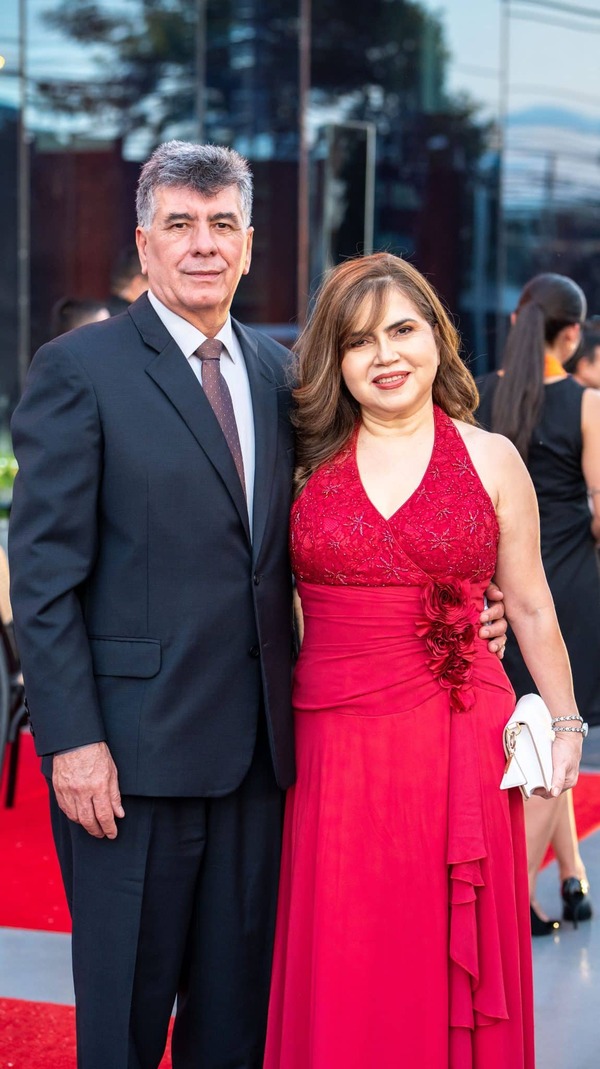 Moda y estilo en la fiesta de gala realizada en el nuevo local de Tupi - La Tribuna