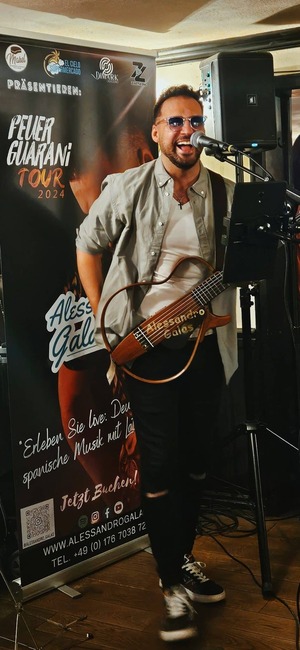 Alessandro Galas: Del desarraigo a los escenarios de Europa