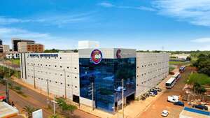 La UCP consolida un modelo universitario que dinamiza inversión, empleo y desarrollo - ABC Revista - ABC Color