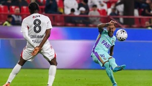 ¡Golazo del Kaku Romero! Al Ain gana con sello guaraní