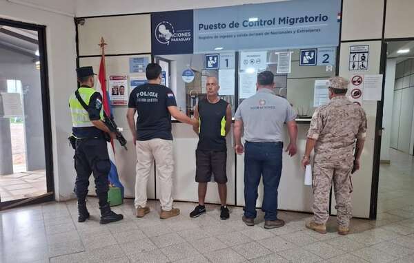 Expulsan del país a supuesto sicario brasileño detenido en Pedro Juan Caballero - Policiales - ABC Color
