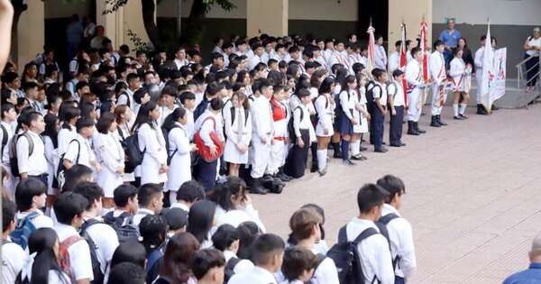 La Nación / Alistan 15.000 policías para inicio de las clases