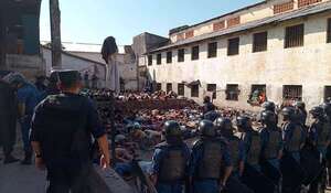 Desactivan en Tacumbú primer motín del Clan Rotela tras Veneratio - Policiales - ABC Color