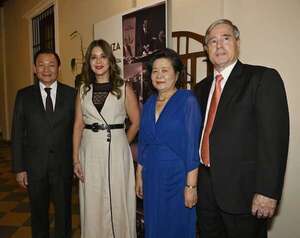 Paraguay despide con honores al embajador de Taiwán  - Sociales - ABC Color