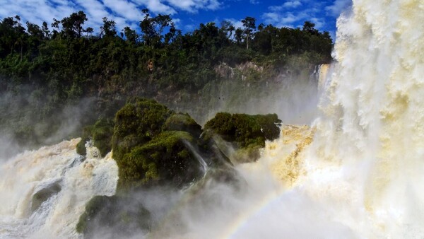 Los Saltos del Monday: De postal natural a un gran destino turístico