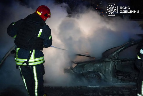 Ataques rusos dejan al menos tres muertos en Kharkiv y Odesa