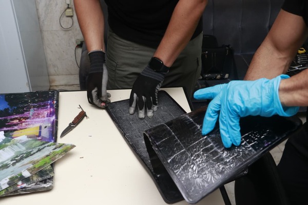 Incautan 802 gramos de cocaína camuflada en encomienda con destino a Australia - Judiciales.net