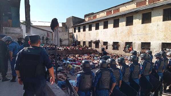 AUDIO: Ministro reveló que ya manejaban la información de un posible motín - A La Gran 7-30 - ABC Color