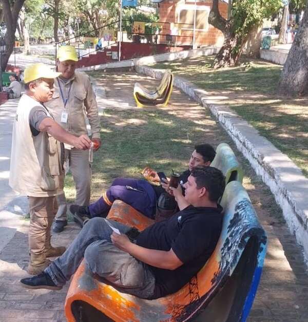 Senepa intensifica jornadas contra mosquito el aedes aegypti en la Playa Rotonda de San Bernardino   - Nacionales - ABC Color