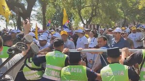 Directores se alinean con docentes y acompañarán movilizaciones contra reforma de la Caja Fiscal