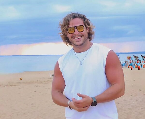 Dani Willigs vive un intenso romance de verano - Teleshow