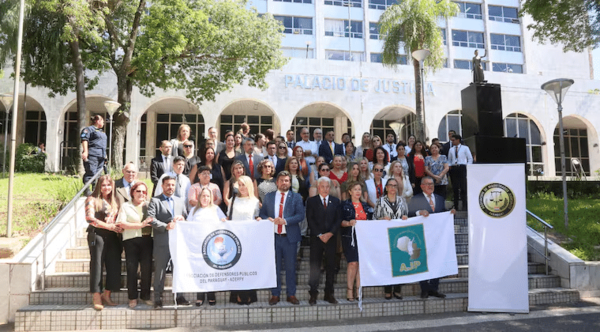 Jueces niegan déficit en su caja y alertan sobre renuncia masiva - Noticiero Paraguay