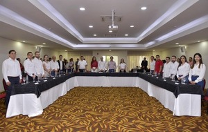 Landy Torres oficializa lista de candidatos de Honor Colorado para Ciudad del Este - ADN Digital