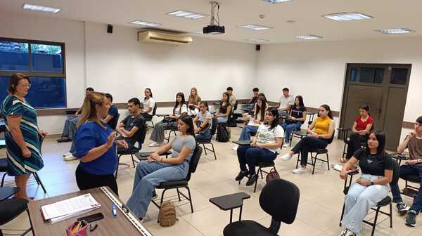 UNAE REALIZÓ EXAMEN DE ACCESO AL PROGRAMA BECA ALUMNO 5