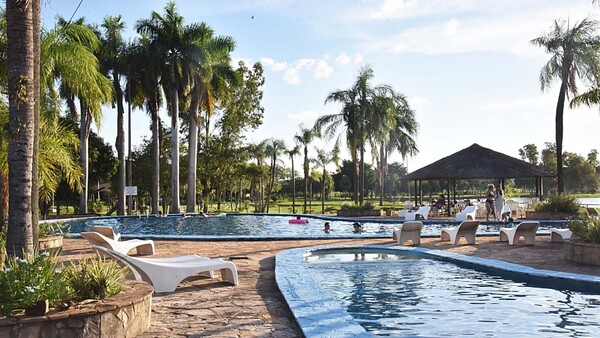 Tarde de verano en el Club Puerta del Lago