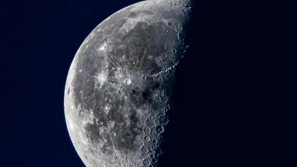 Prefieren edificar una ciudad en la Luna y no en Marte, afirmó el magnate Elon Musk