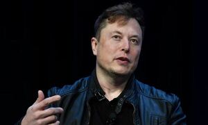 Elon Musk ahora quiere construir una ciudad en la Luna