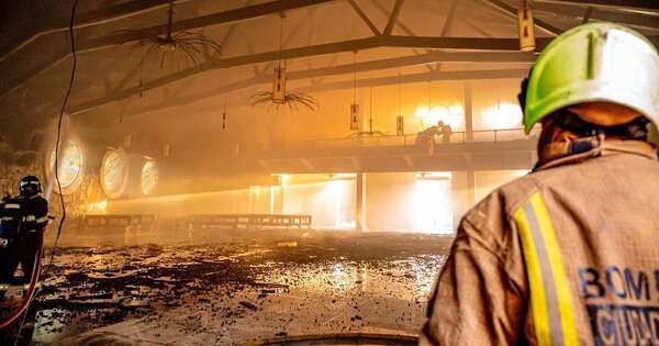 Diario HOY | Tras horas de arduo trabajo, bomberos controlan incendio en catedral de CDE