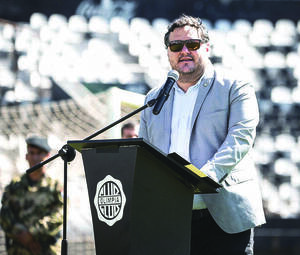 “Olimpia festeja campeonatos, todavía no ganamos nada”