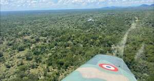La Nación / Aclaran que la avioneta no bajó carga alguna