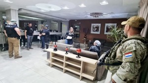 Confirman juicio oral para exabogado de Jarvis Pavão