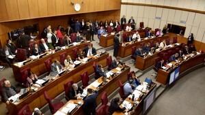 Funcionarios de Caja Parlamentaria cuestan G. 174 millones al mes